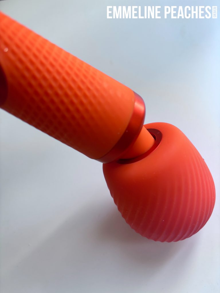 Fun Factory VIM showing the flexible neck feature during use