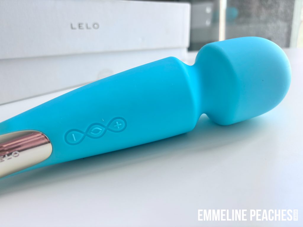Lelo Smart Wand 2 nest to its luxury packaging